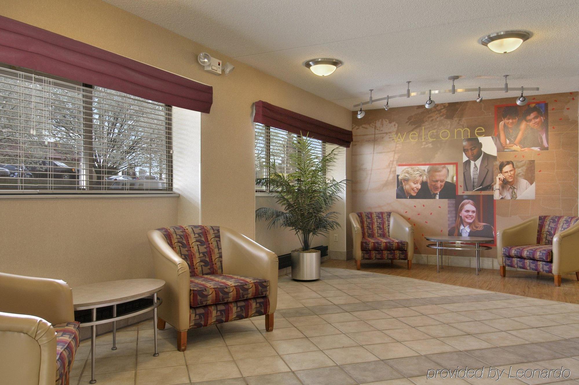 Red Roof Inn Detroit-Rochester Hills/ Auburn Hills Екстериор снимка